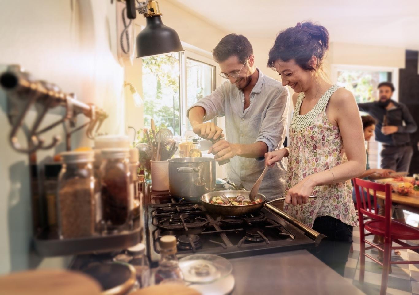 Small Kitchen Appliances for Couples Who Love To Cook Together