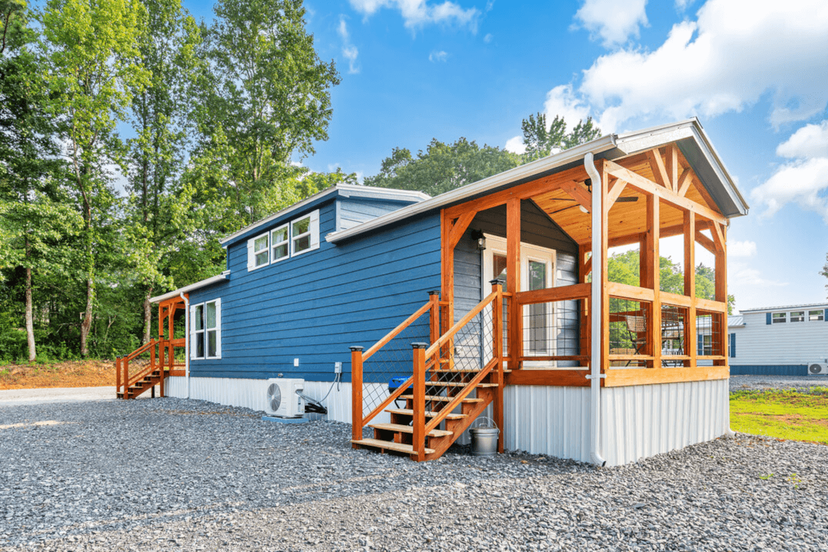 4307 Bakers Chapel Road is a blue, nautical-themed tiny home in Guntersville, Alabama.