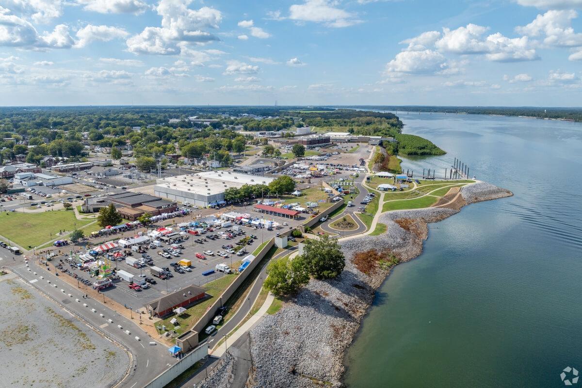 Festival next to a large river in Kentucky.