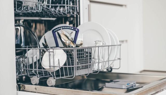 How to Clean Your Dishwasher in Under 15 Minutes