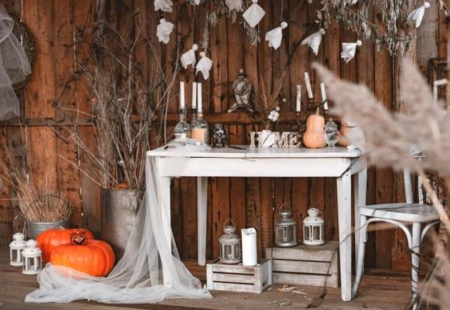 How to Decorate Your Apartment Balcony or Patio for Halloween