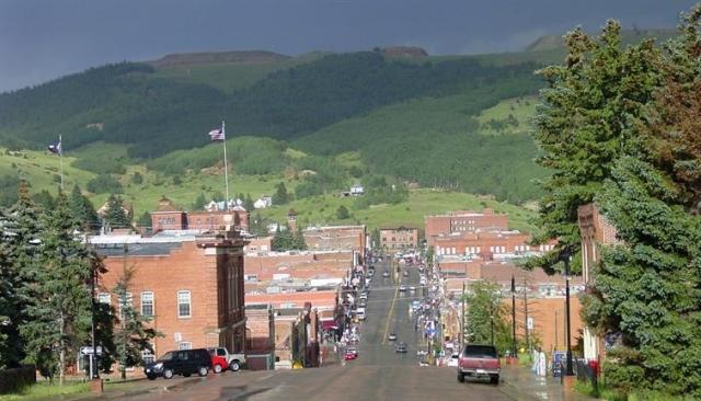 What to Consider When Moving to a Small Town