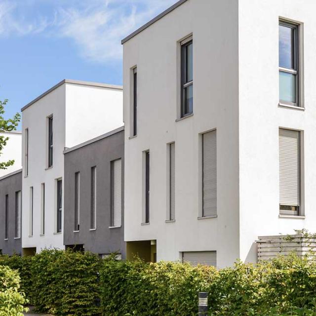 Mid-market rental property