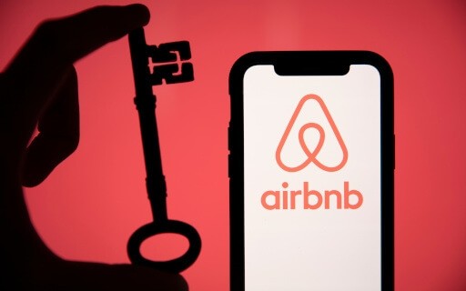 Airbnb app display